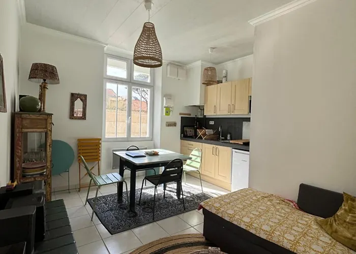 Joli Cocon - Hyper Centre & Tres Proche Plage '400m A Pied' *